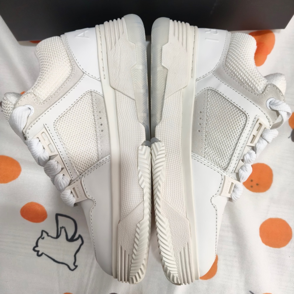 AMIRI White Low-Top Sneakers - Picture 2 of 11